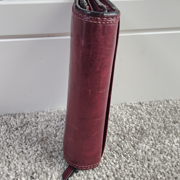 Vintage Coach Women's Leather Wallets - Picture 7 of 8